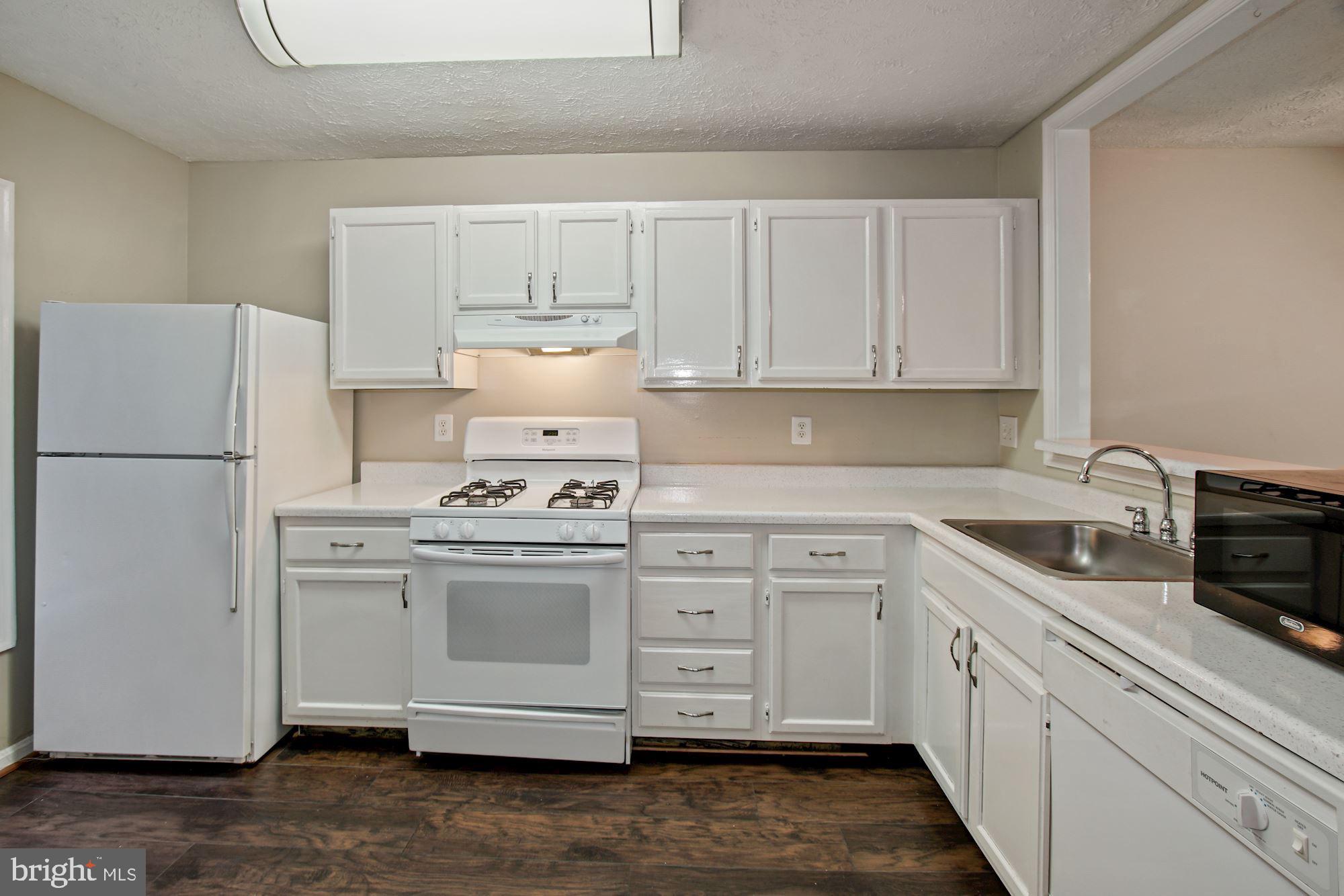 WINDBROOKE - Residential