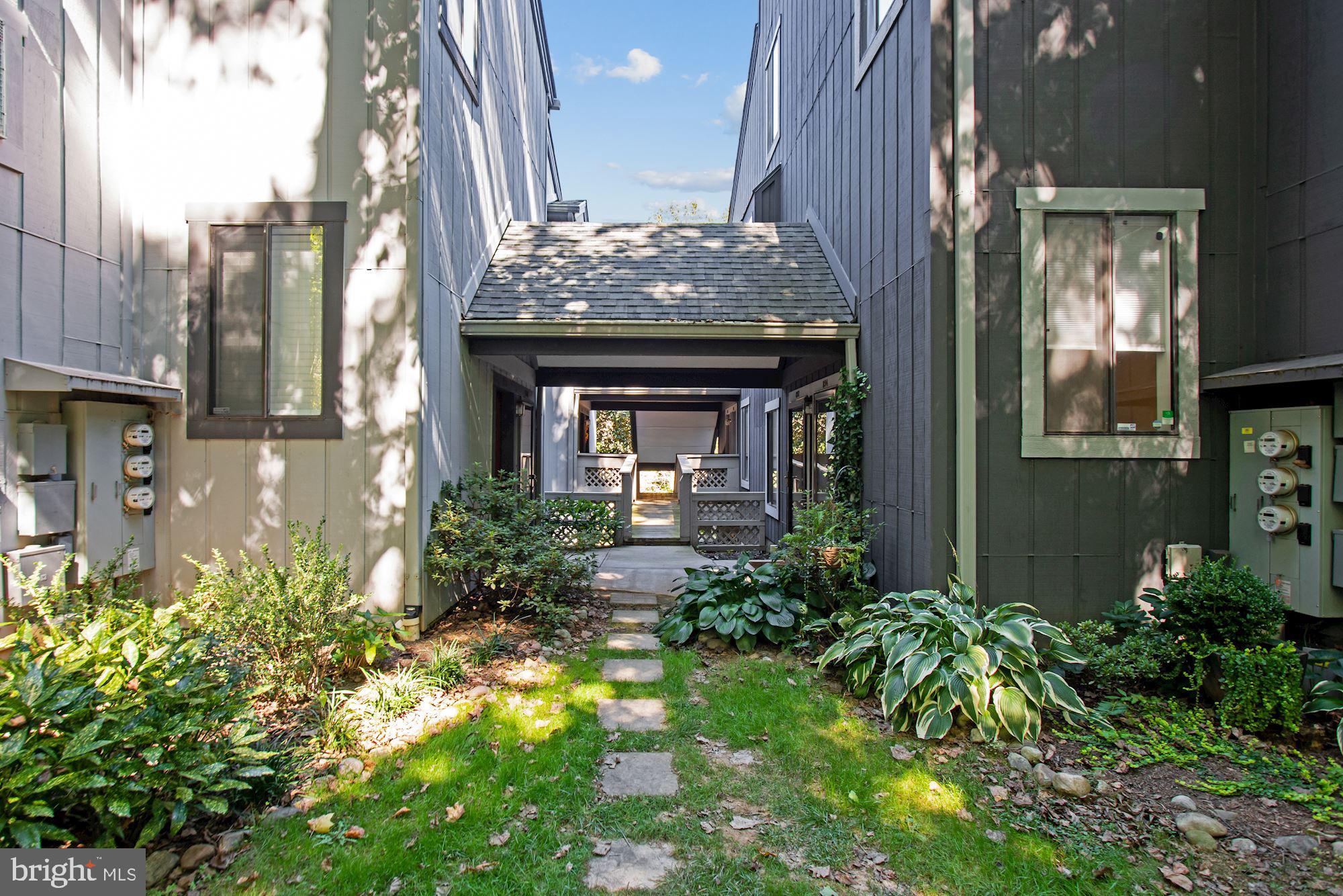 WINDBROOKE - Residential