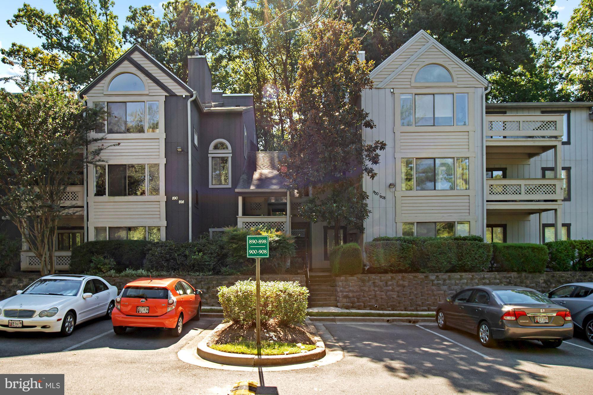 This condo is move-in ready featuring 1 bedroom and 1 bathroom. Enjoy the open concept living and dining room with built in shelving, cozy wood burning fireplace and laminate wood flooring throughout. The living room has direct access to the back patio backing to the trees and common area. The kitchen is spacious with gas range, plenty of storage space and pass through to the dining room. The master bedroom is bright and features a walk-in closet with additional built in shelving. Full bath features a large vanity and linen closet for added storage. The unit has laundry space with full sized washer and dryer. Community includes private swimming pool, jogging/walking paths, and common areas. Easy access to  I-270, Rt. 355, and public transit. Walking Distance to shopping and local parks. Blohm Park is across the street with serene paths for walking, jogging, biking and has a small pond. Don't forget to view the virtual tour of this home.
