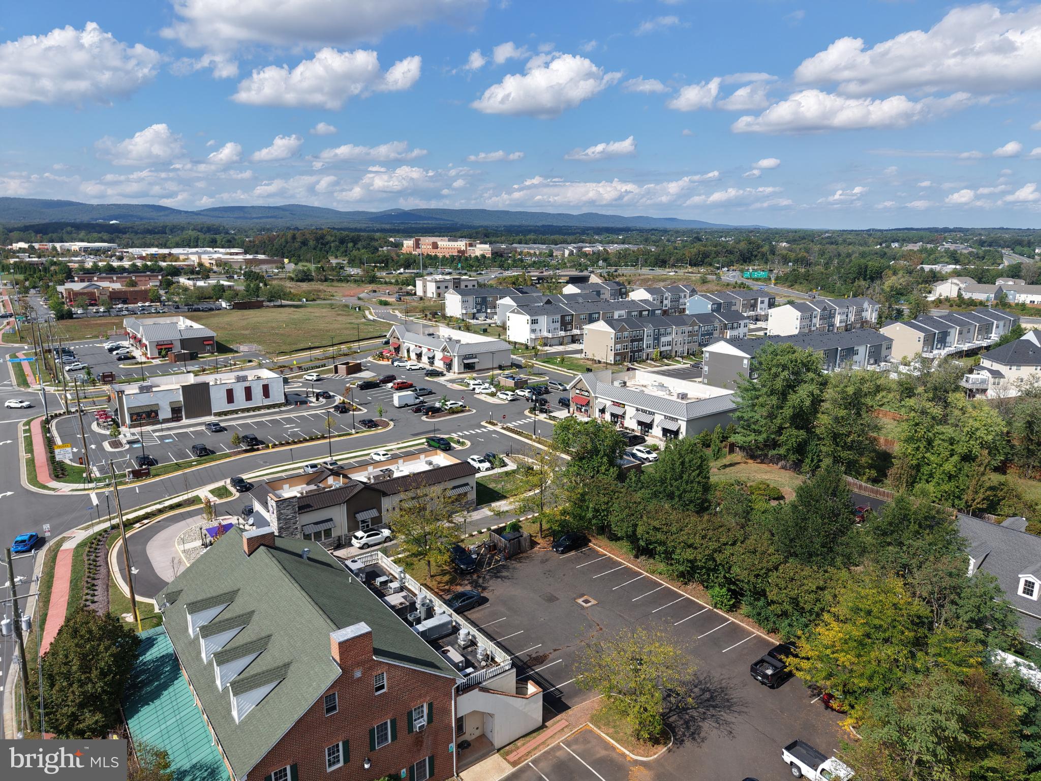 HAYMARKET - Commercial Sale