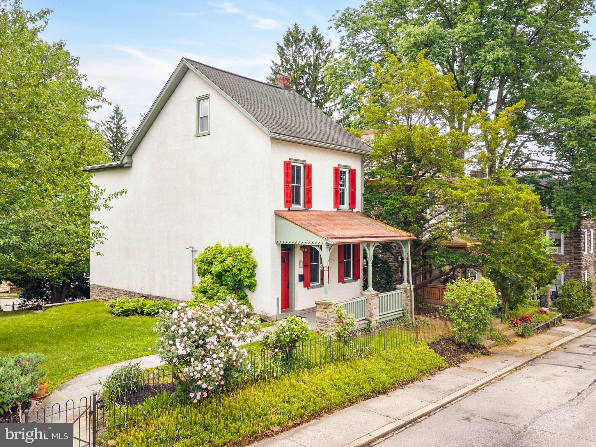CHESTNUT HILL - Residential