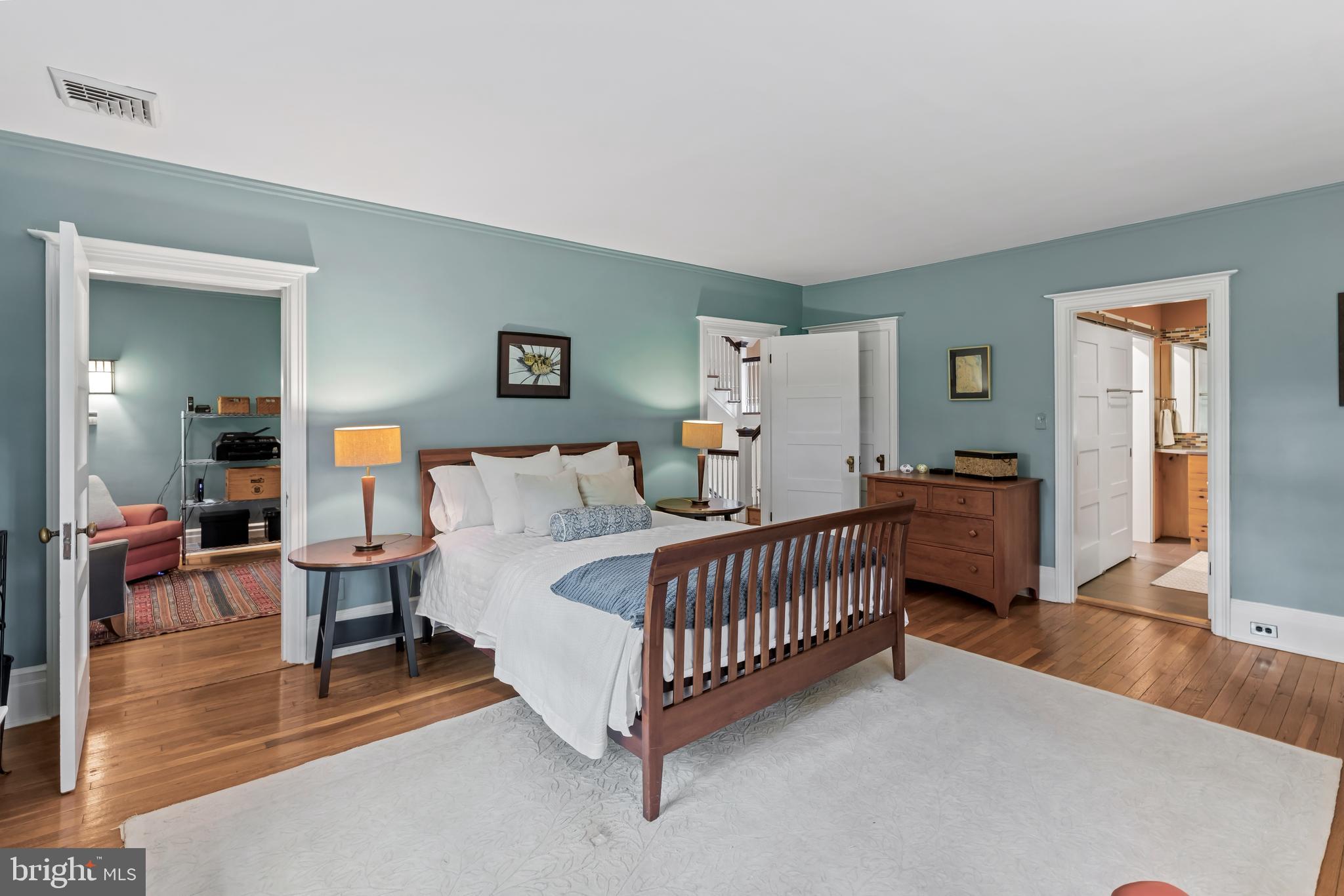 ROLAND PARK - Residential
