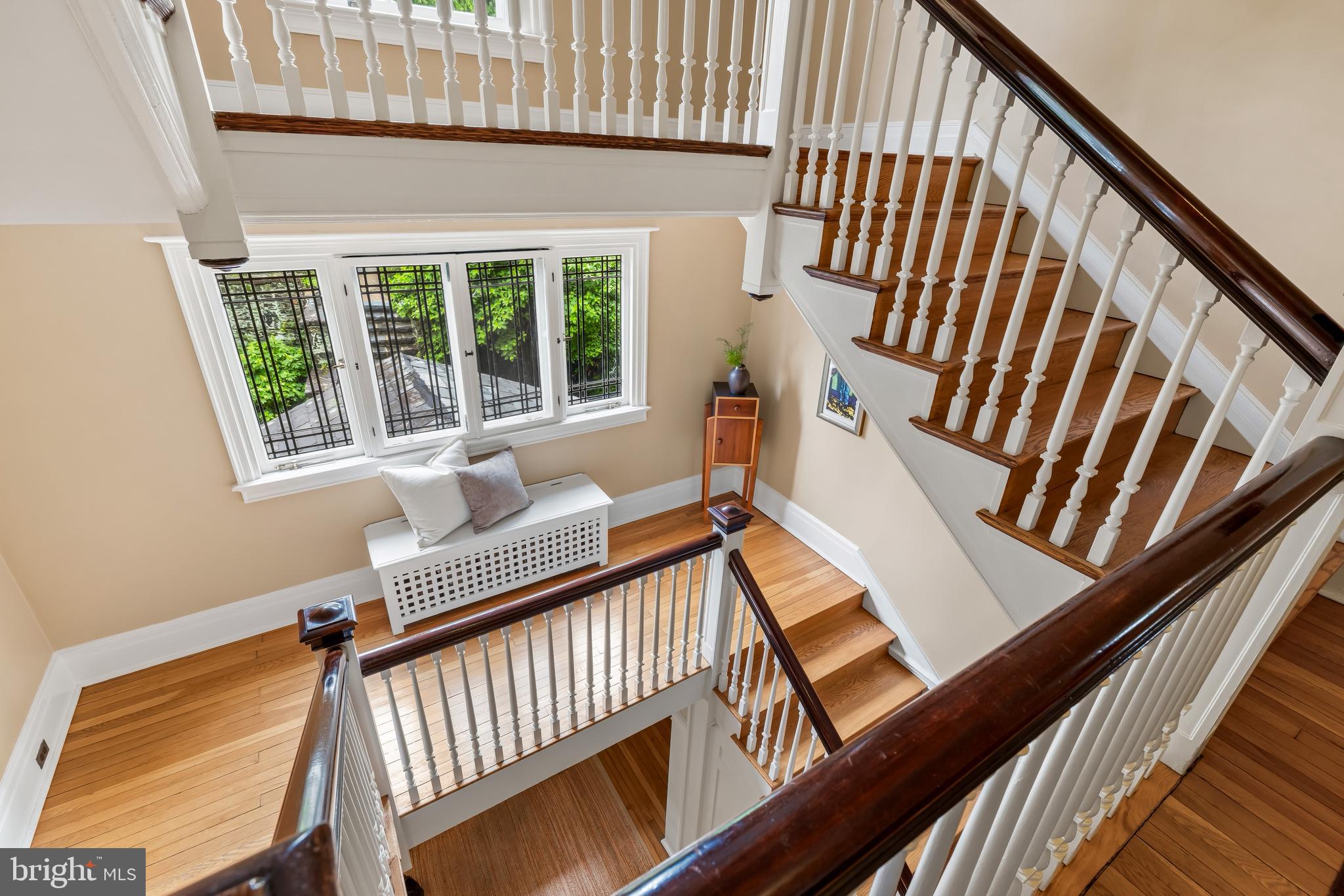 ROLAND PARK - Residential