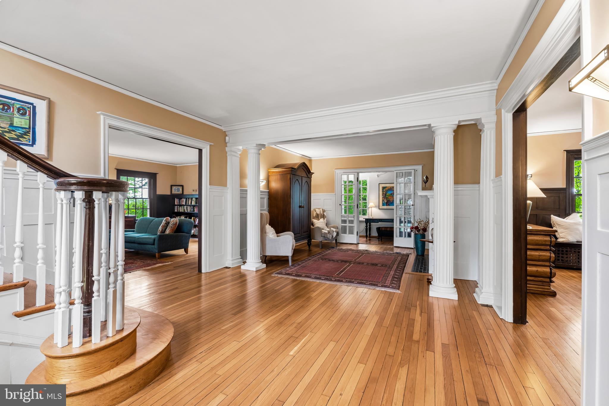 ROLAND PARK - Residential