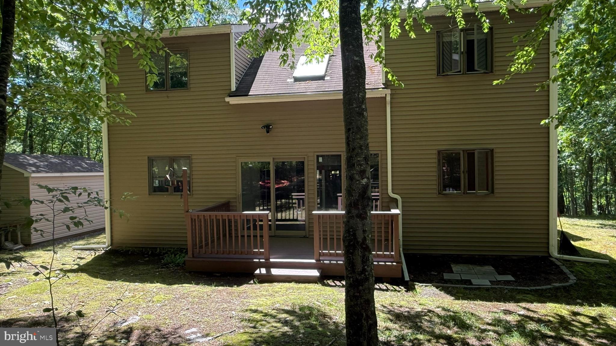 SAW CREEK ESTATES - Residential