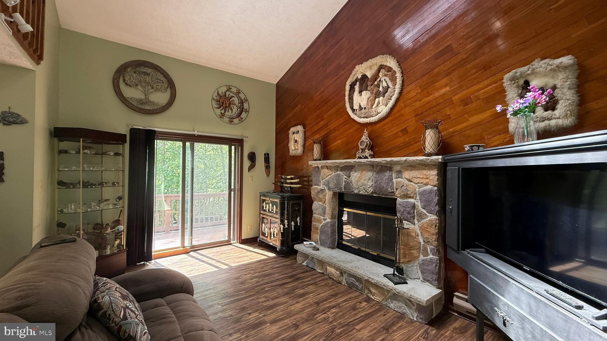 SAW CREEK ESTATES - Residential
