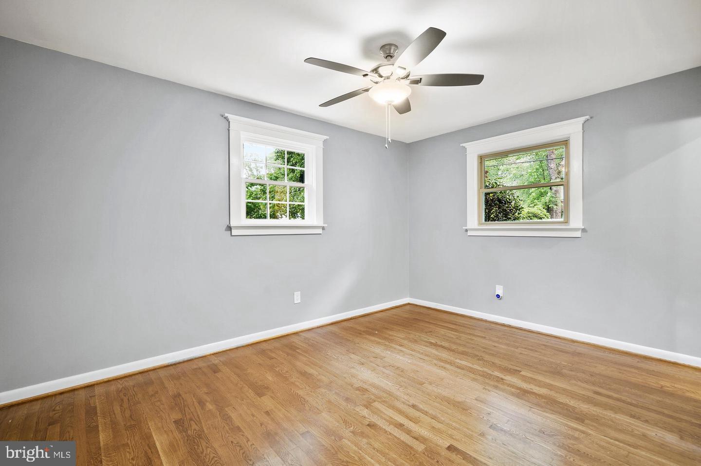 SLEEPY HOLLOW WOODS - Residential Lease