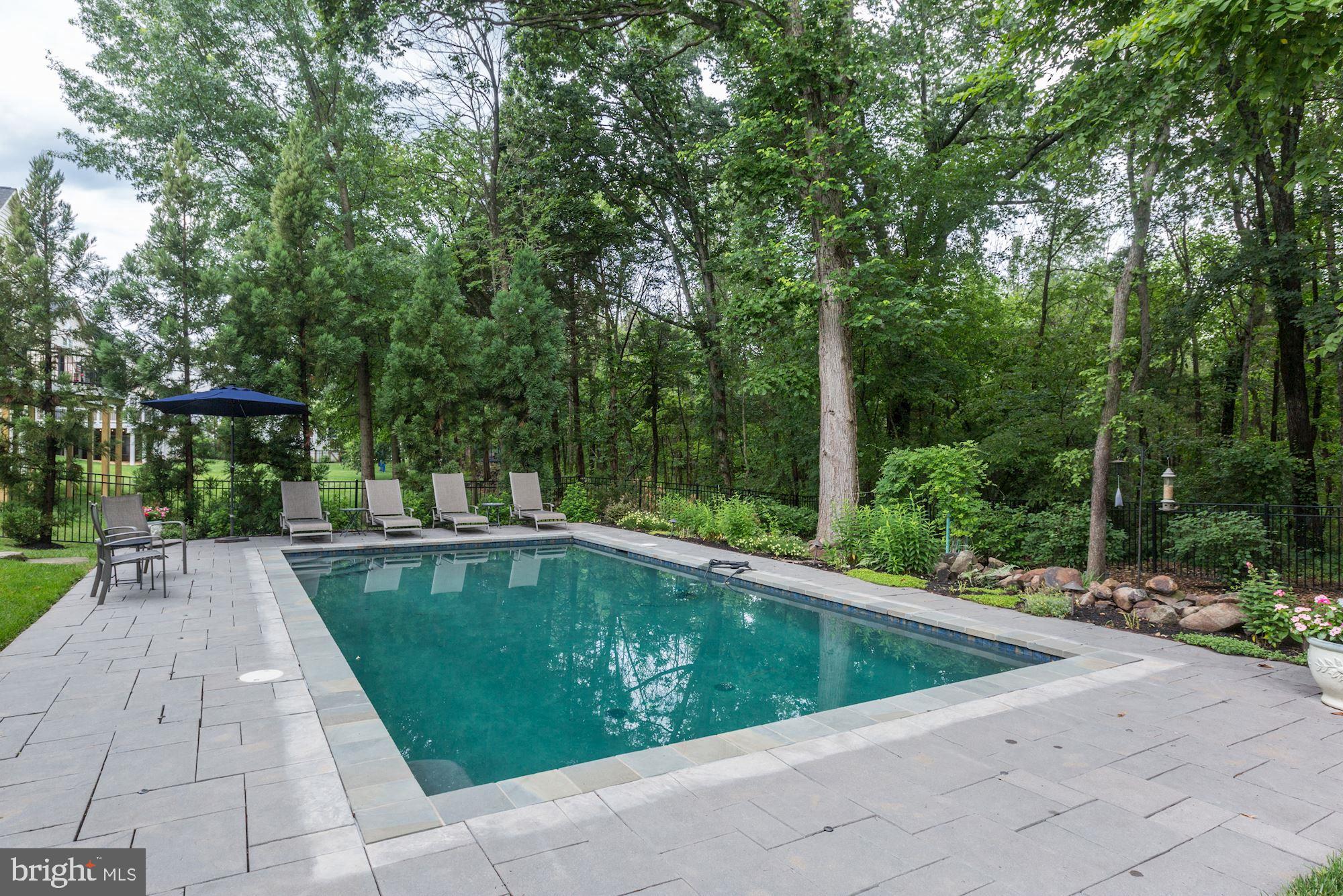 ASHBURN - Residential