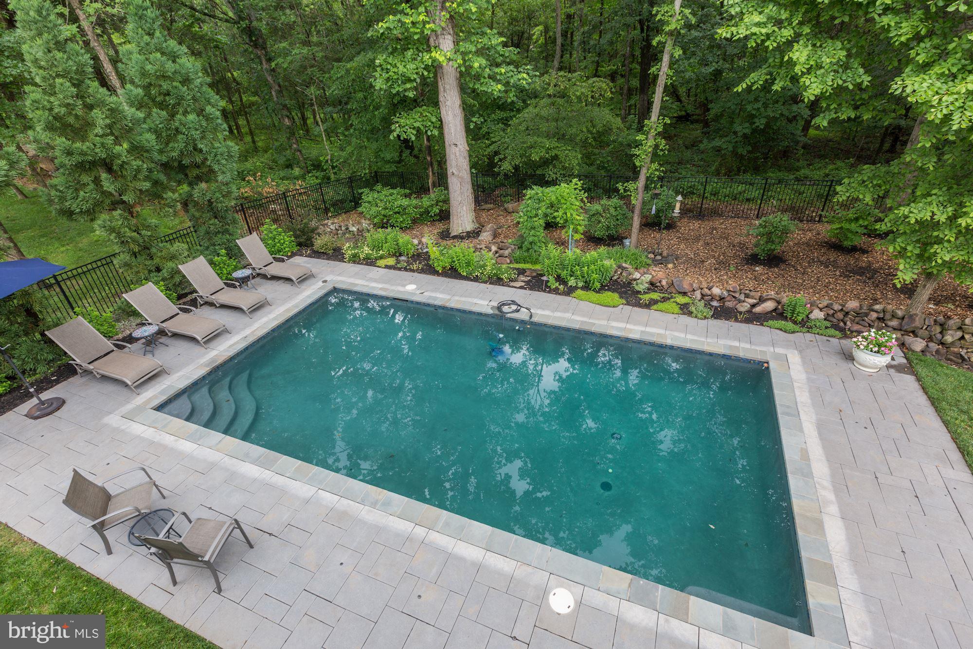ASHBURN - Residential