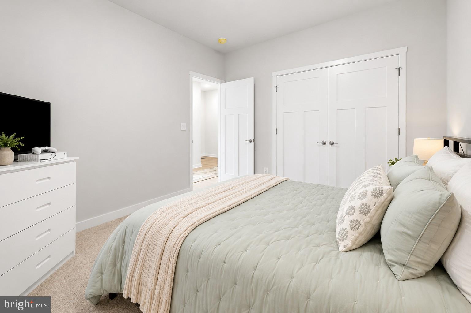 LURAY LANDING - Residential