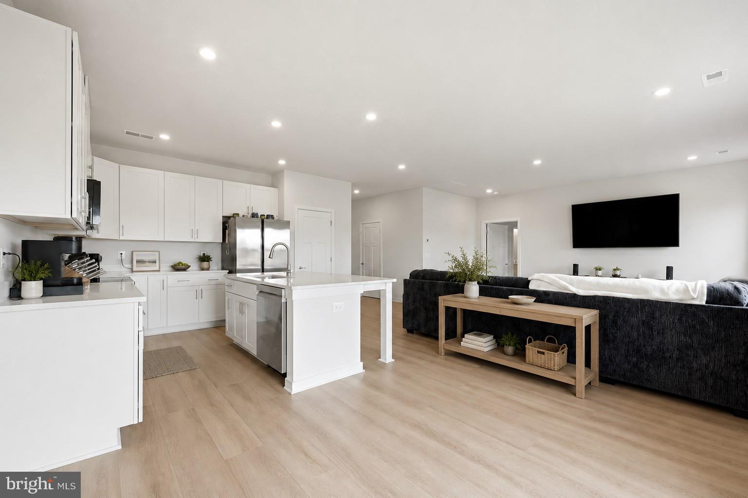 LURAY LANDING - Residential