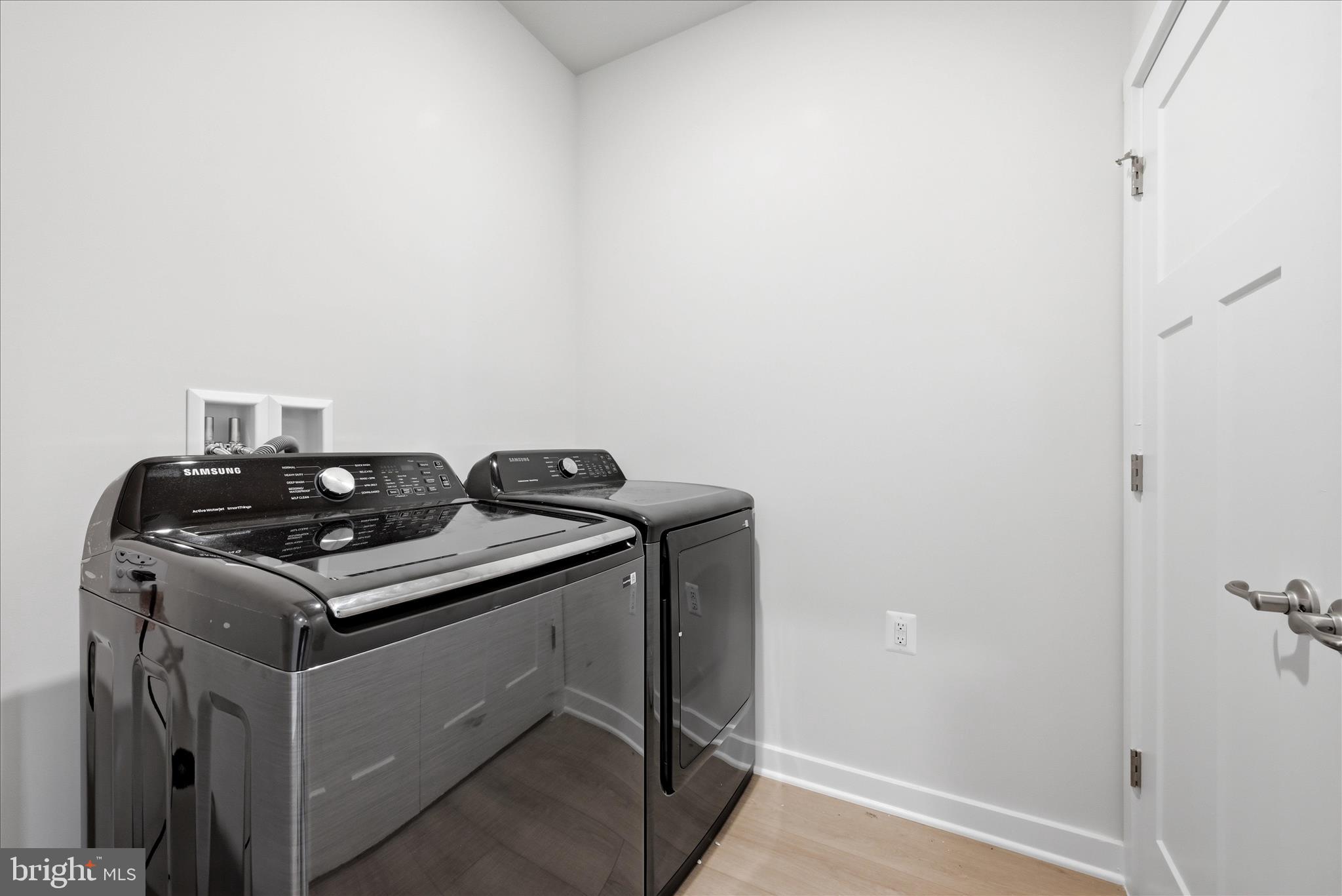 LURAY LANDING - Residential