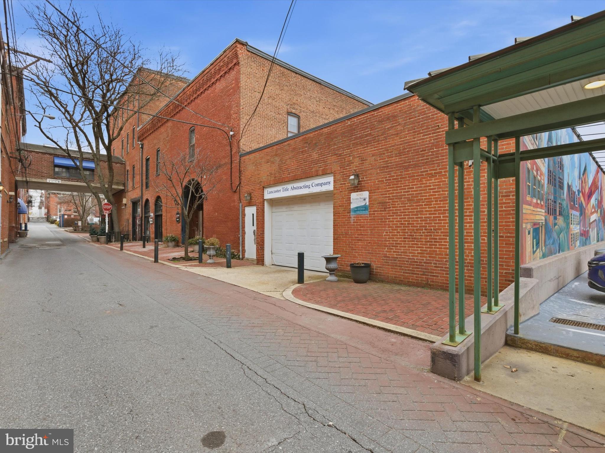 CENTRAL BUSINESS DISTRICT - Commercial Sale