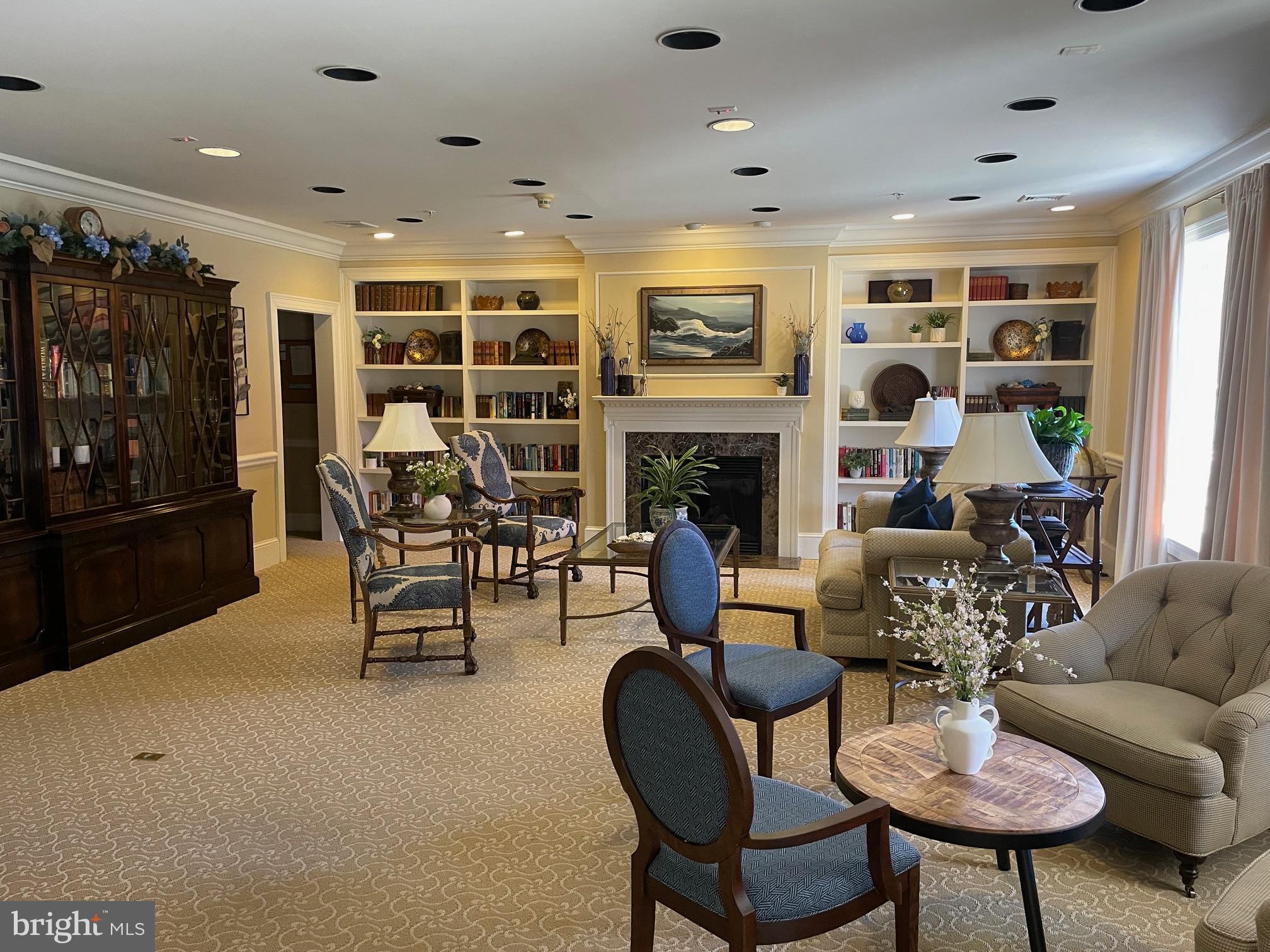 NORTH POTOMAC VILLAGE CONDOS - Residential