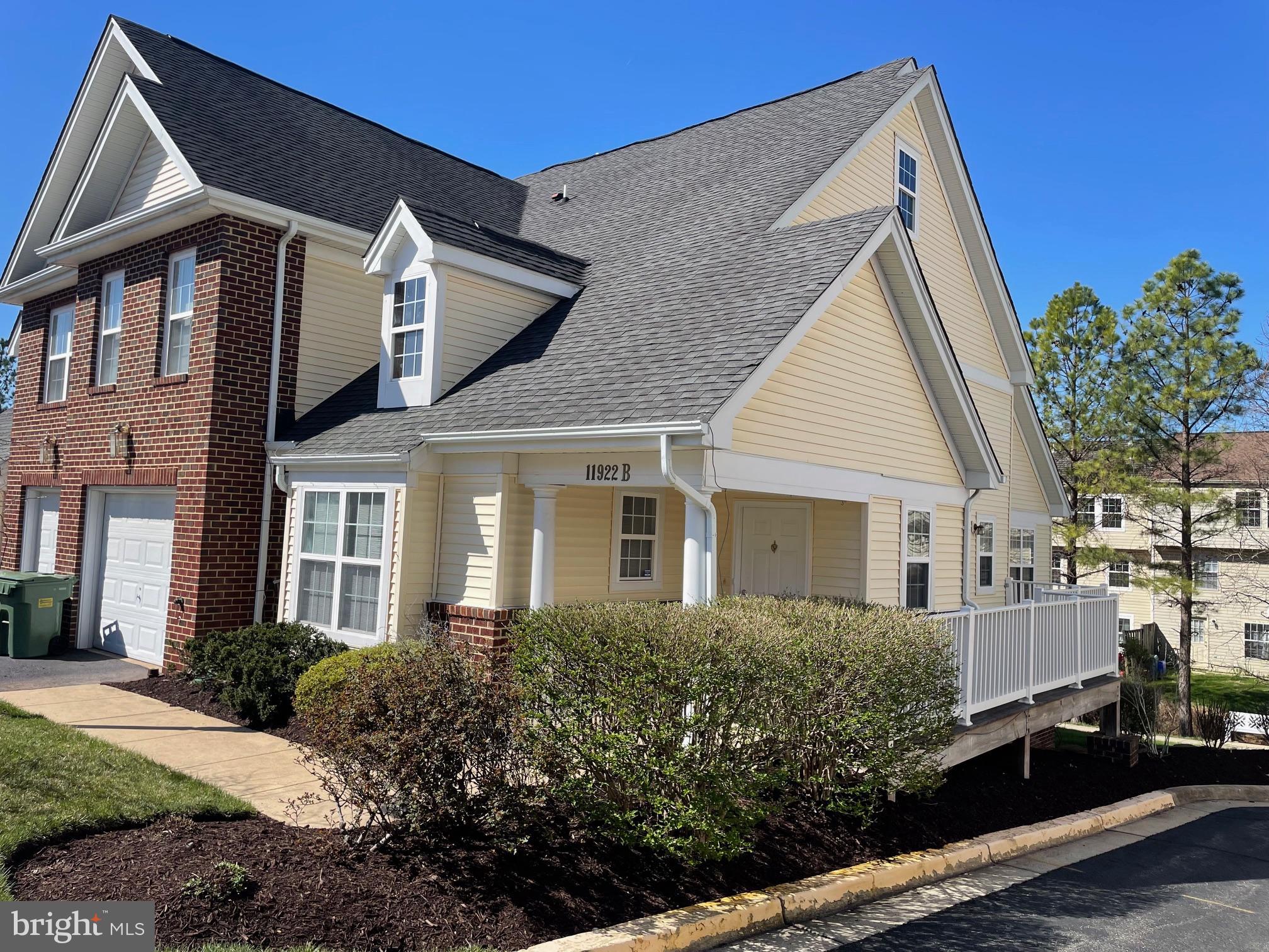 NORTH POTOMAC VILLAGE CONDOS - Residential