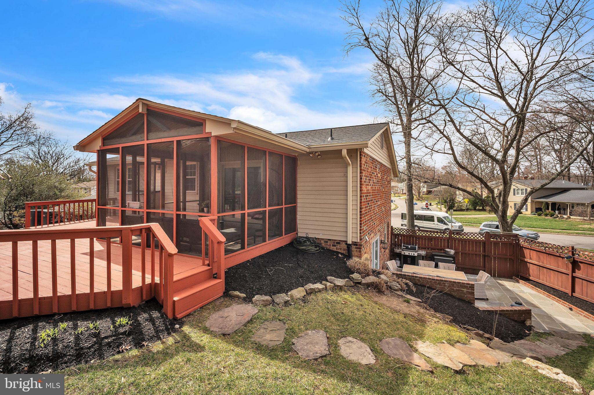 KINGS PARK WEST - Residential
