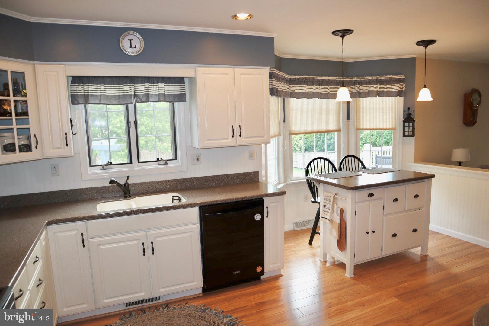 FAIRWAY HILLS - Residential