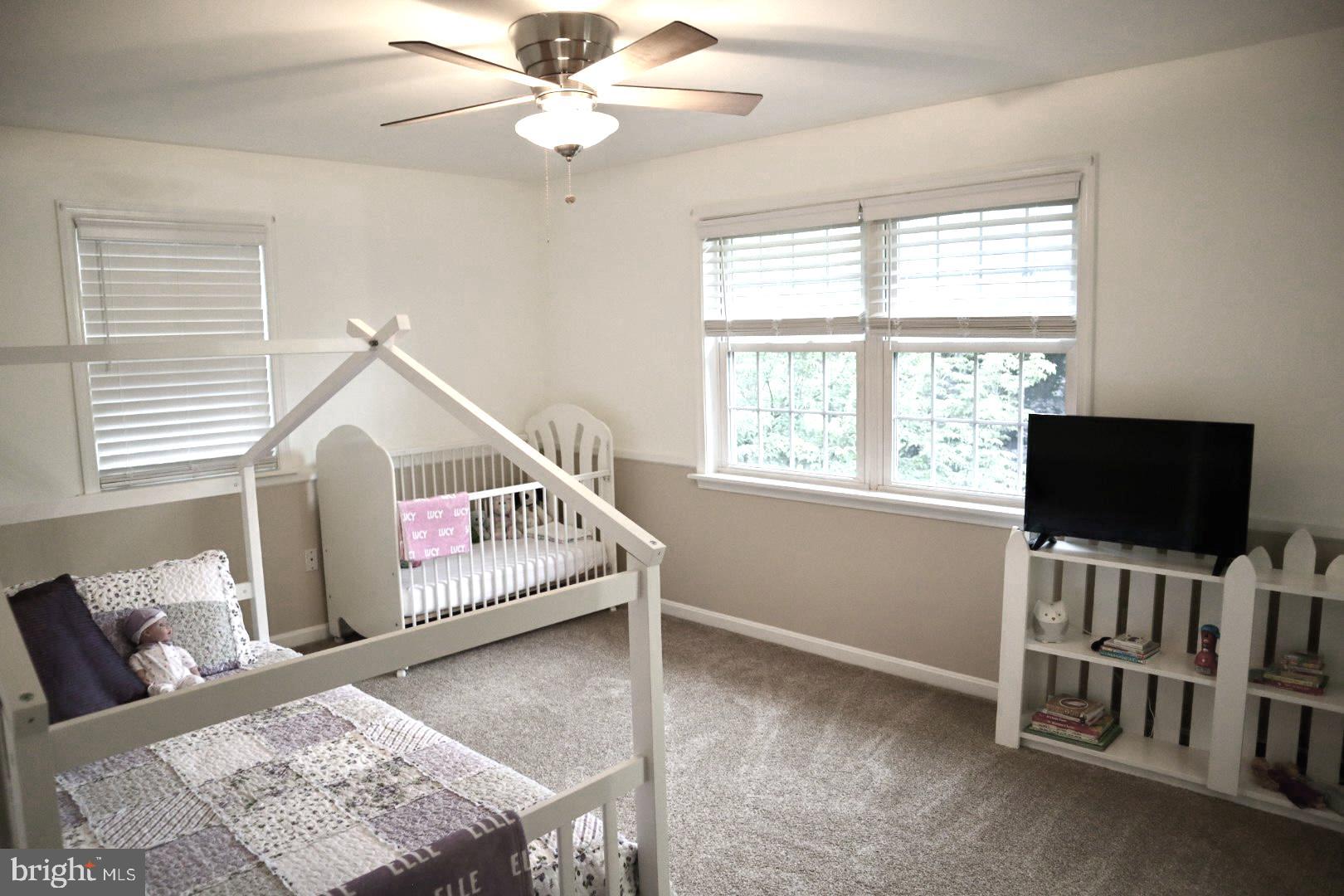 FAIRWAY HILLS - Residential