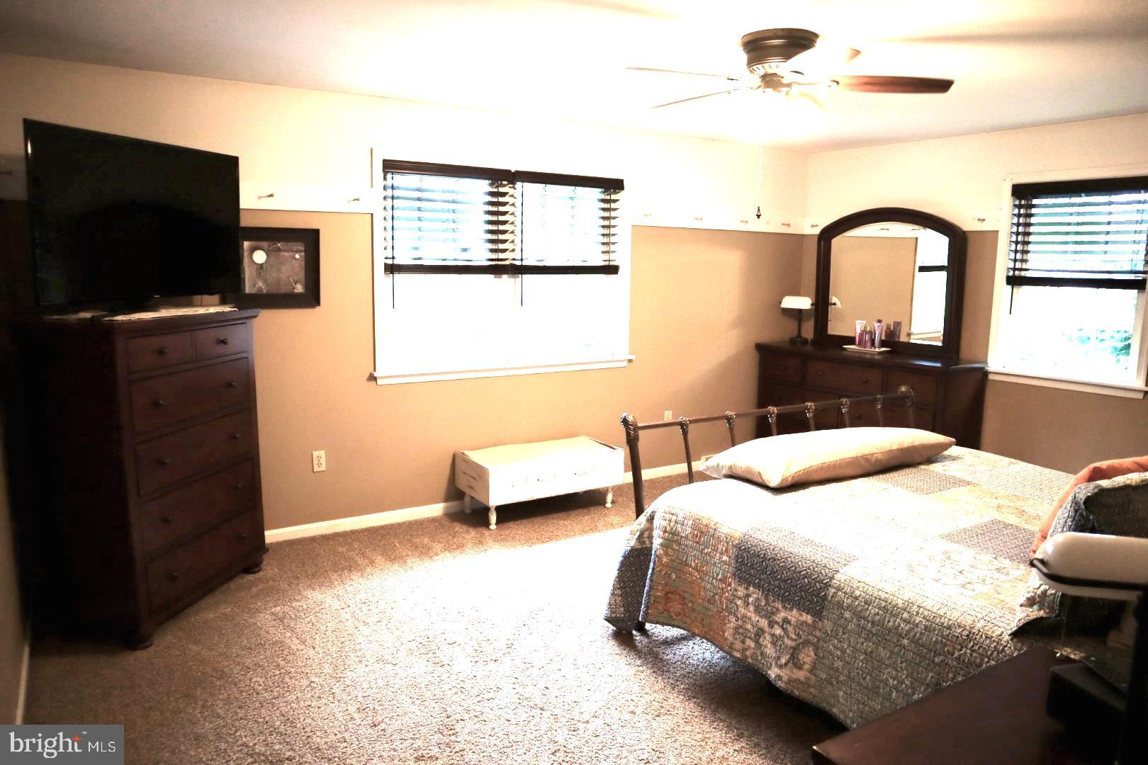 FAIRWAY HILLS - Residential