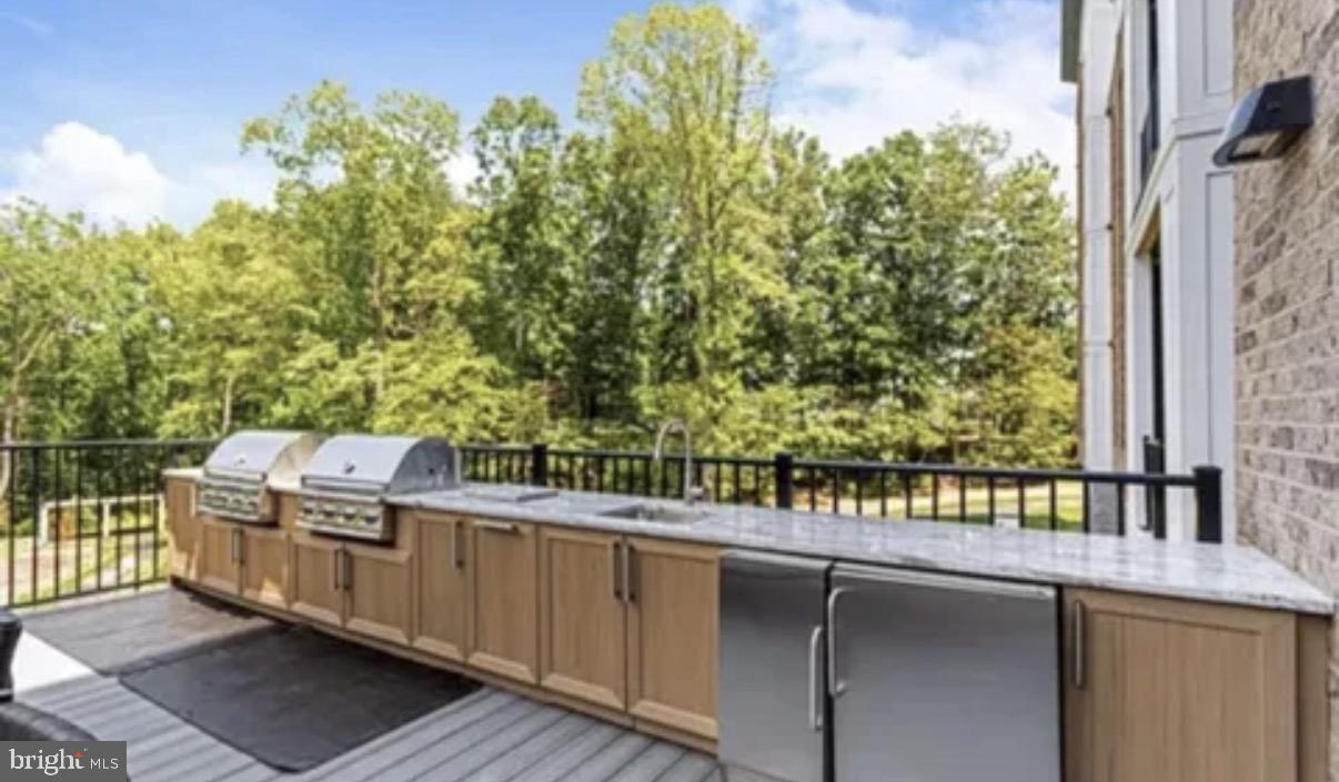 ELEMENT AT MILL CREEK - Residential