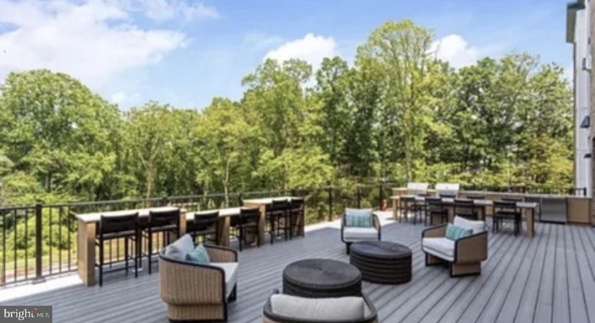 ELEMENT AT MILL CREEK - Residential