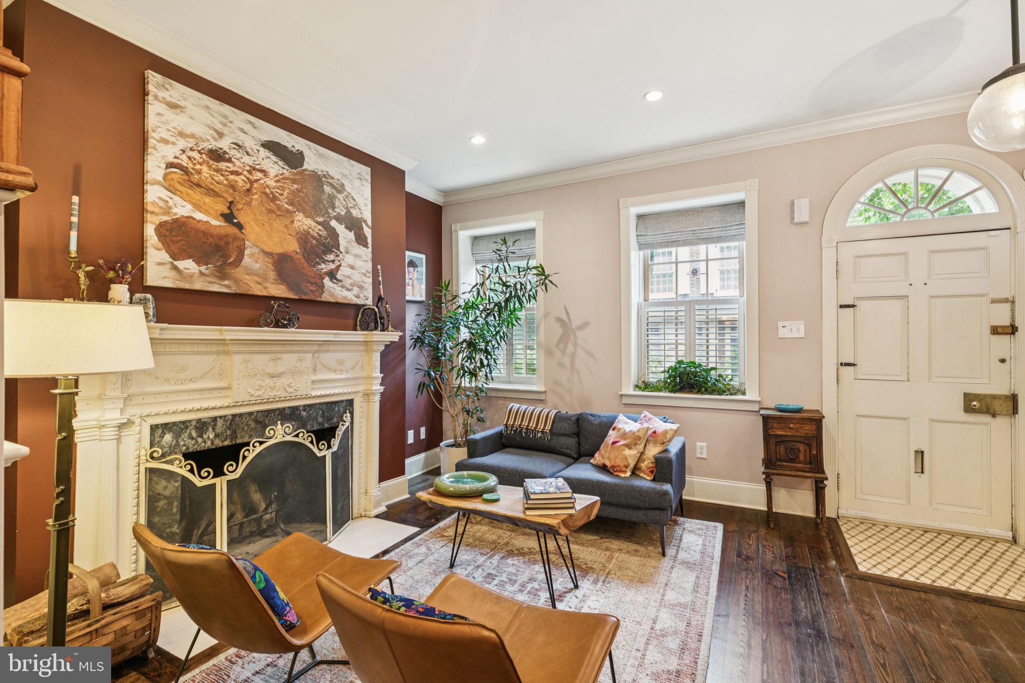 SOCIETY HILL - Residential