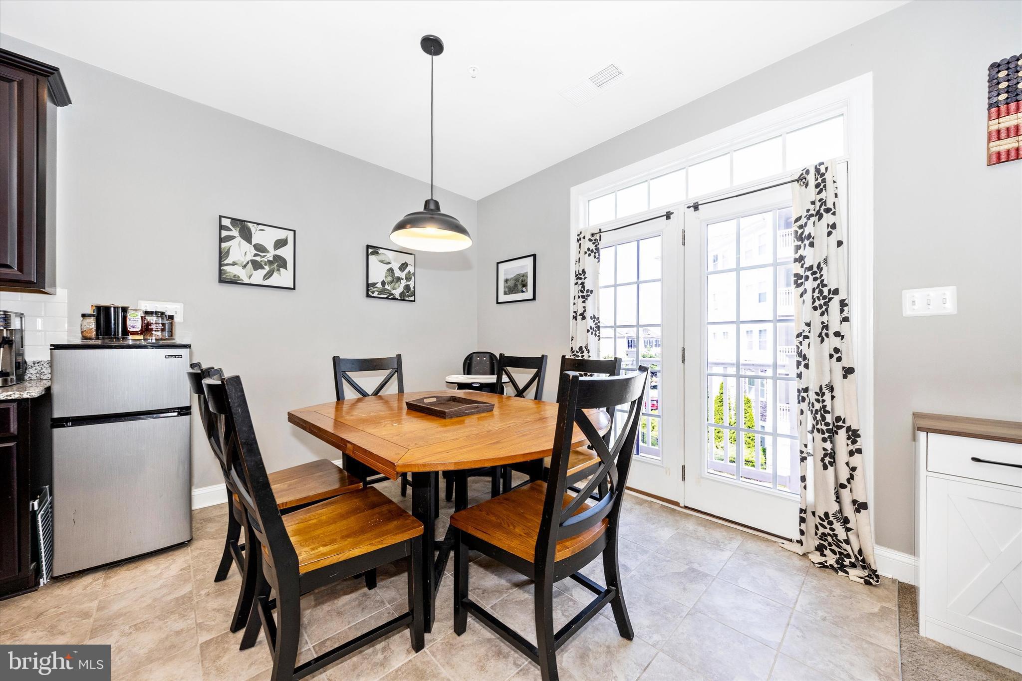 MARKET SQUARE - Residential