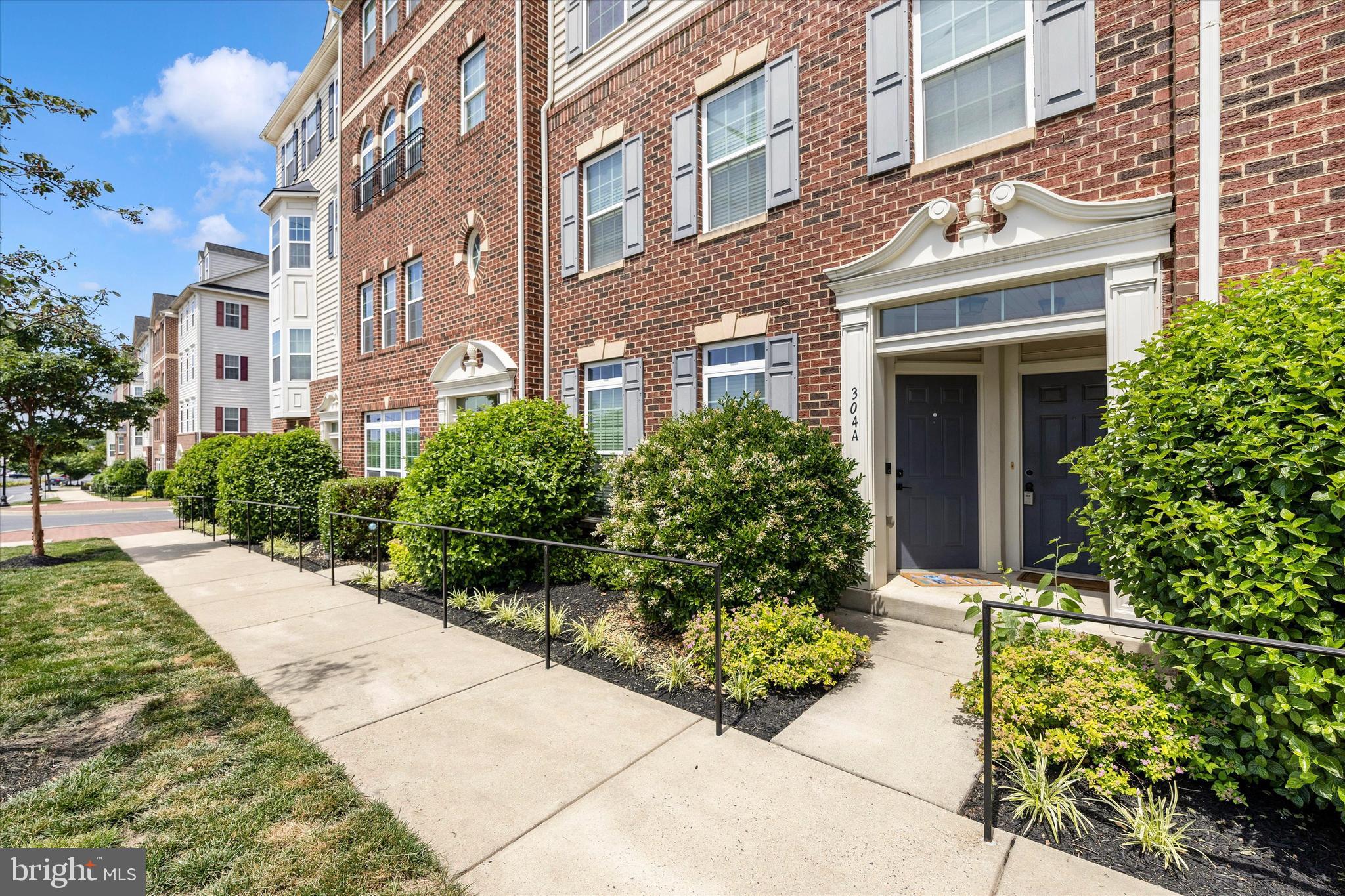 MARKET SQUARE - Residential