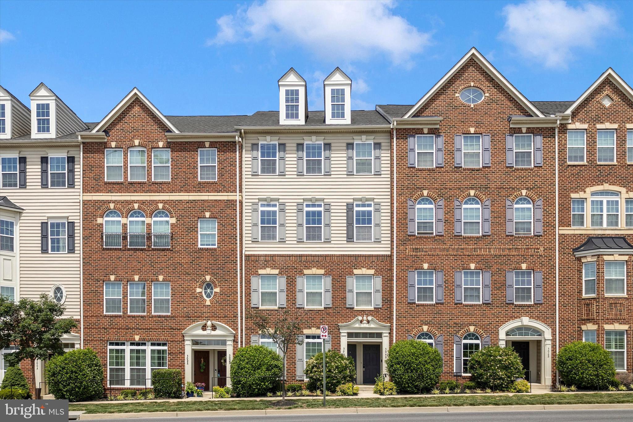 MARKET SQUARE - Residential