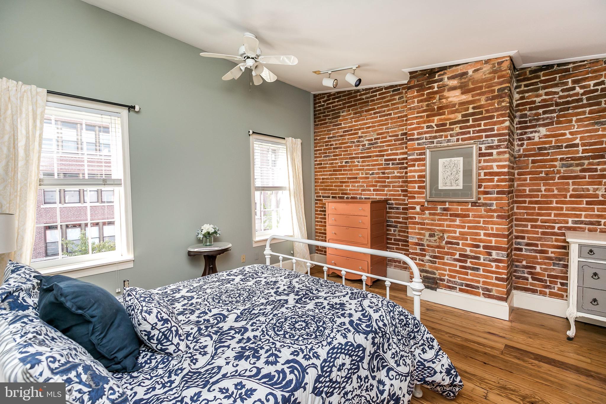 FEDERAL HILL HISTORIC DISTRICT - Residential Lease