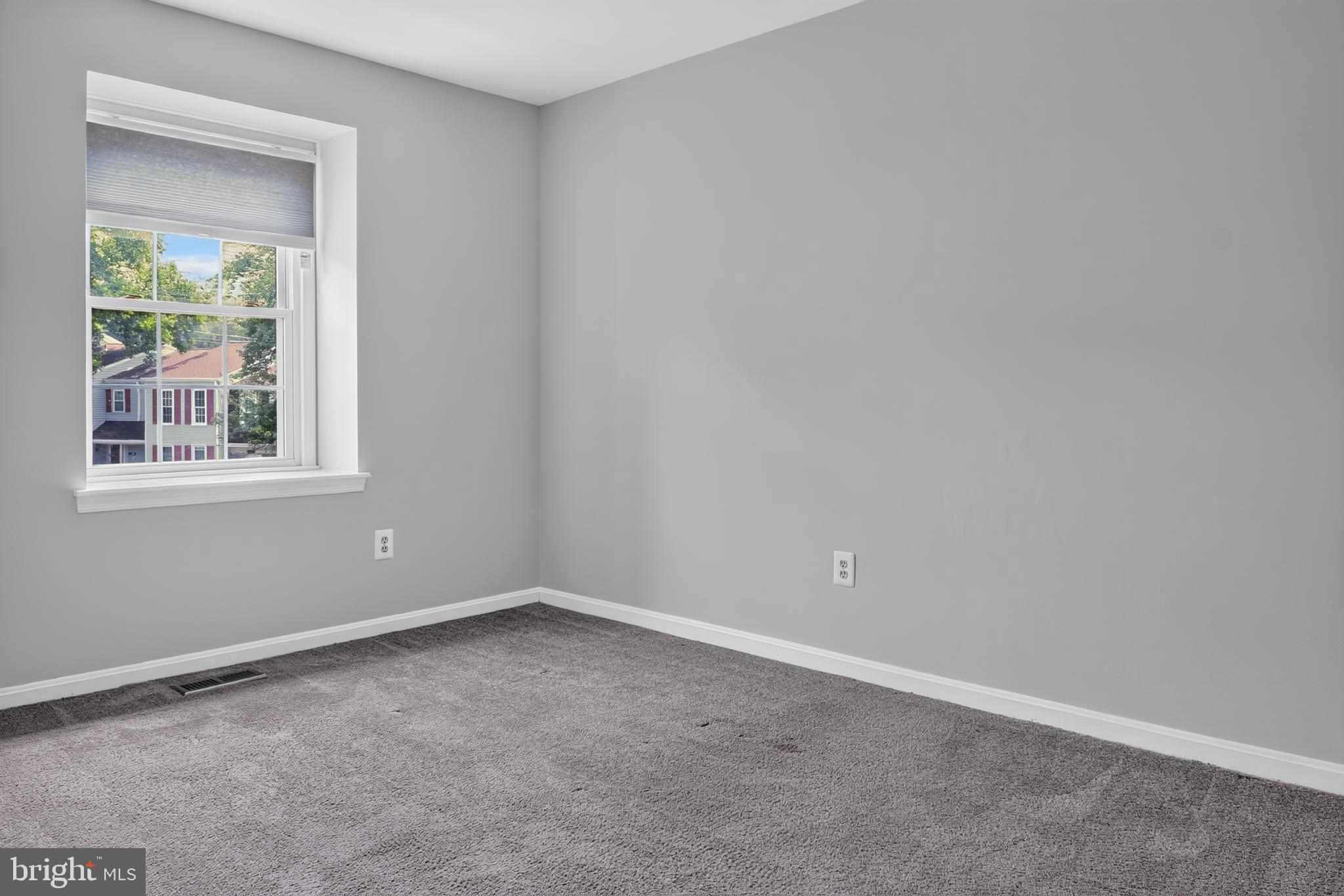 KEENE MILL WOODS - Residential