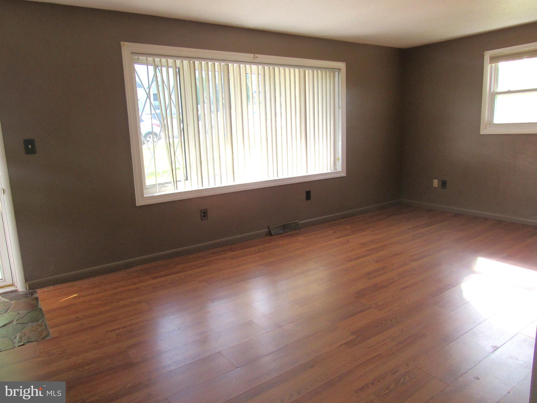 WINDSOR TWP - Residential