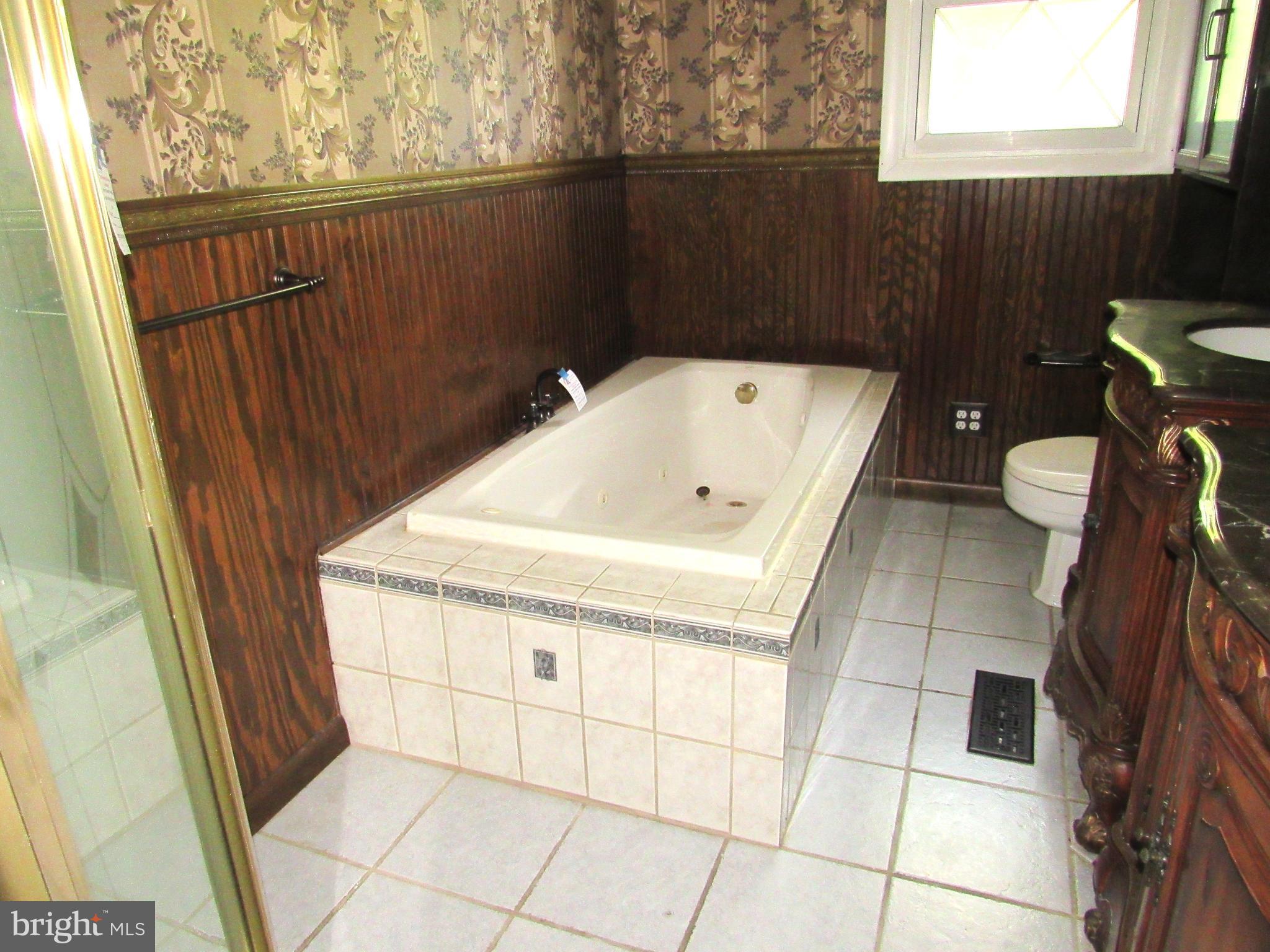 WINDSOR TWP - Residential