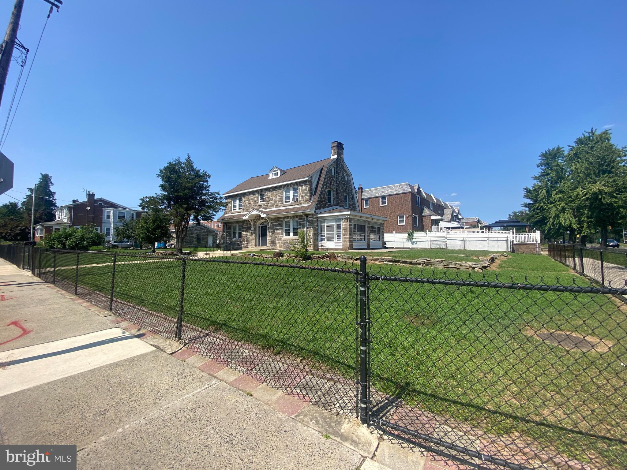 PHILADELPHIA - Residential