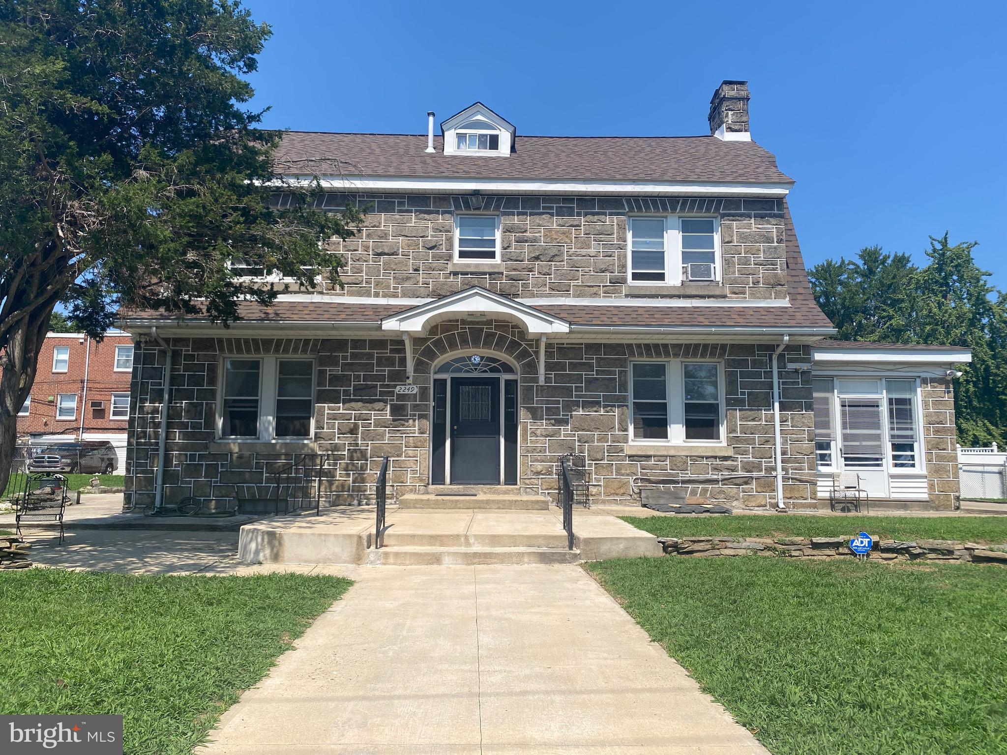 PHILADELPHIA - Residential