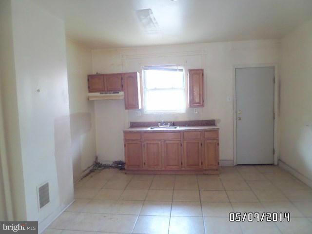 COLLINGTON SQUARE - Residential