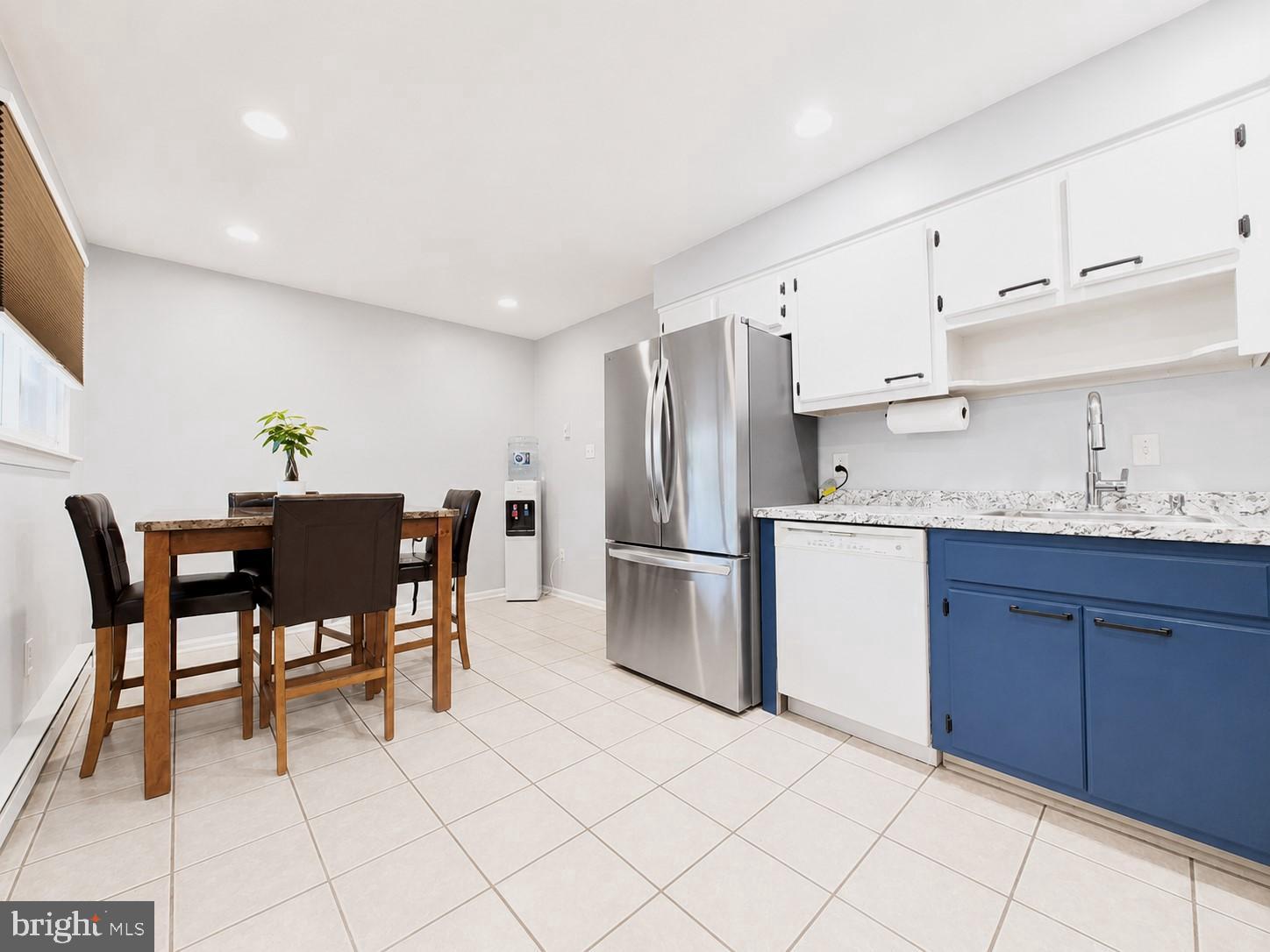 UPLAND VIL - Residential