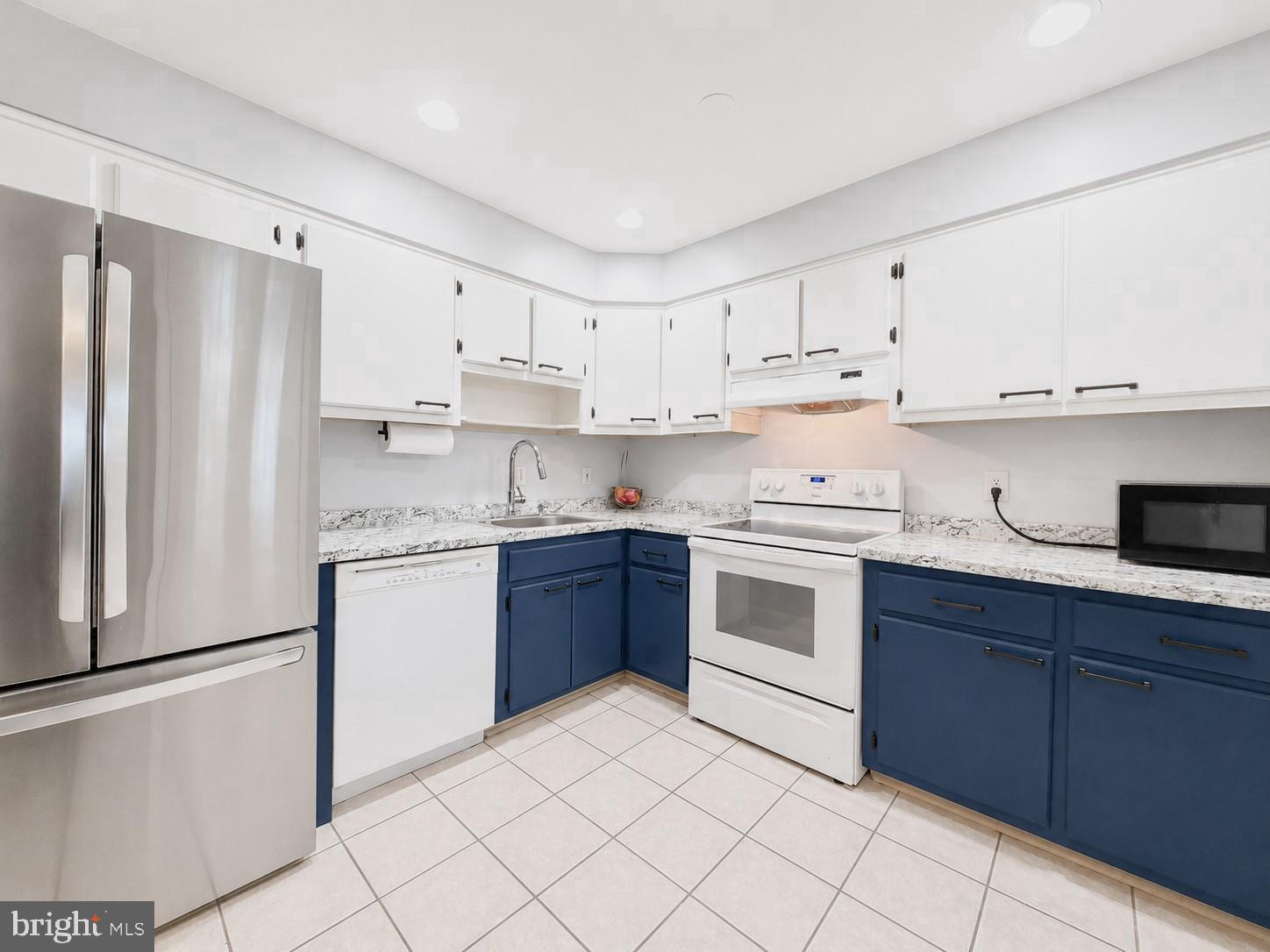 UPLAND VIL - Residential
