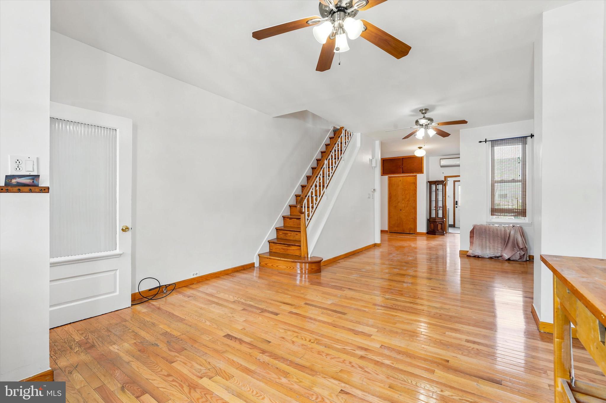 PORT RICHMOND - Residential