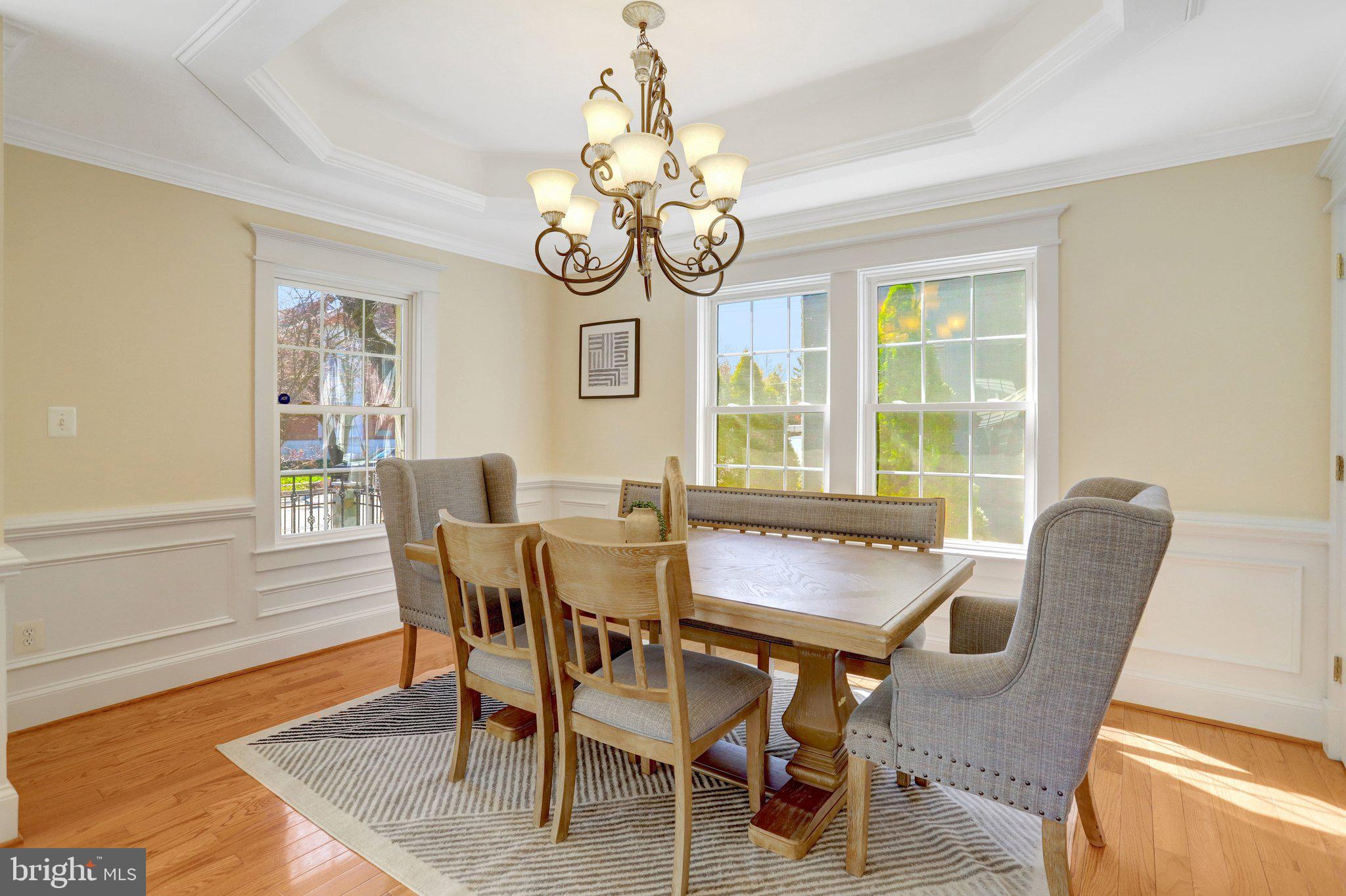 ADDISON HEIGHTS - Residential