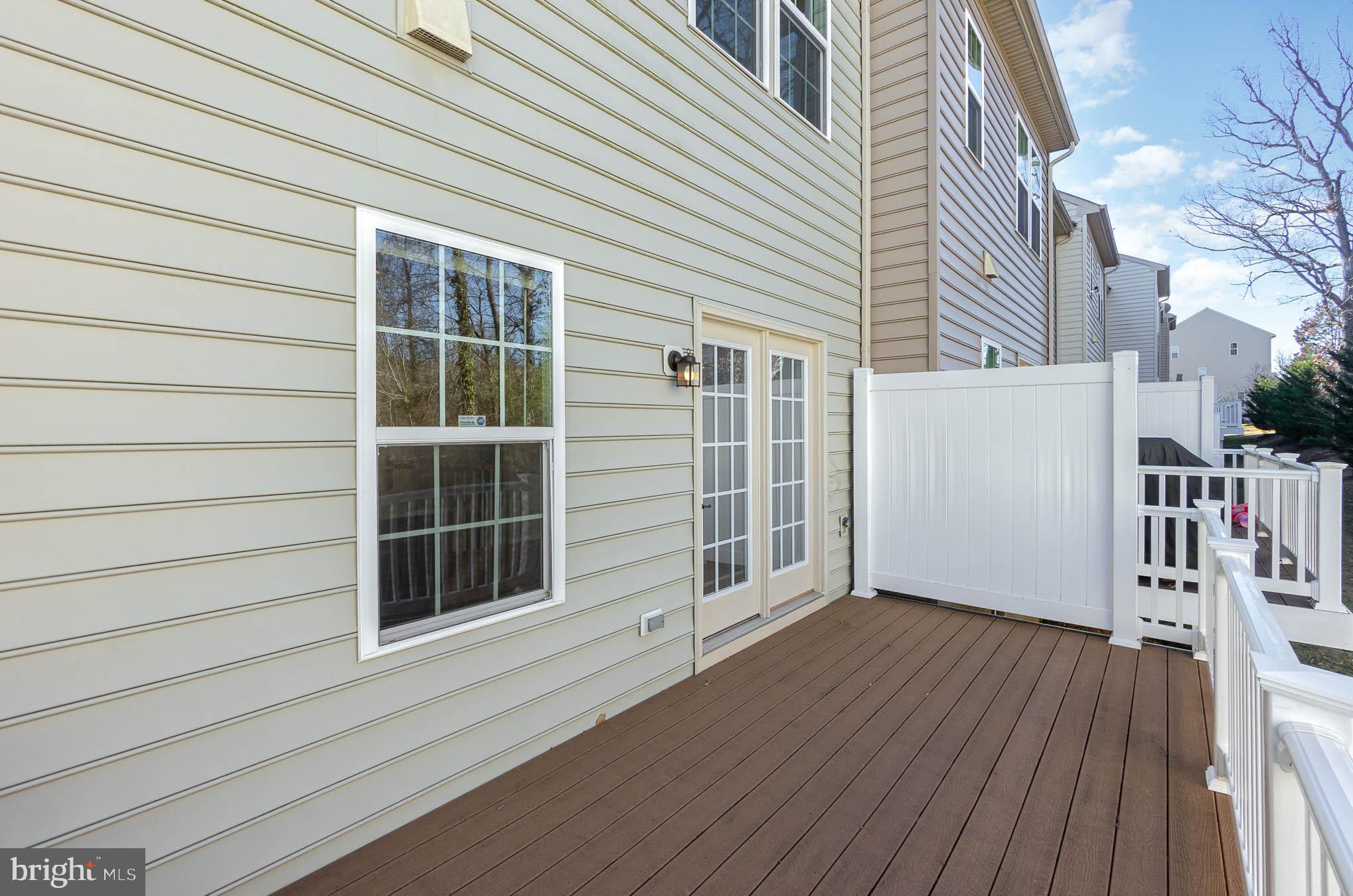 HOWARD SQUARE - Residential Lease