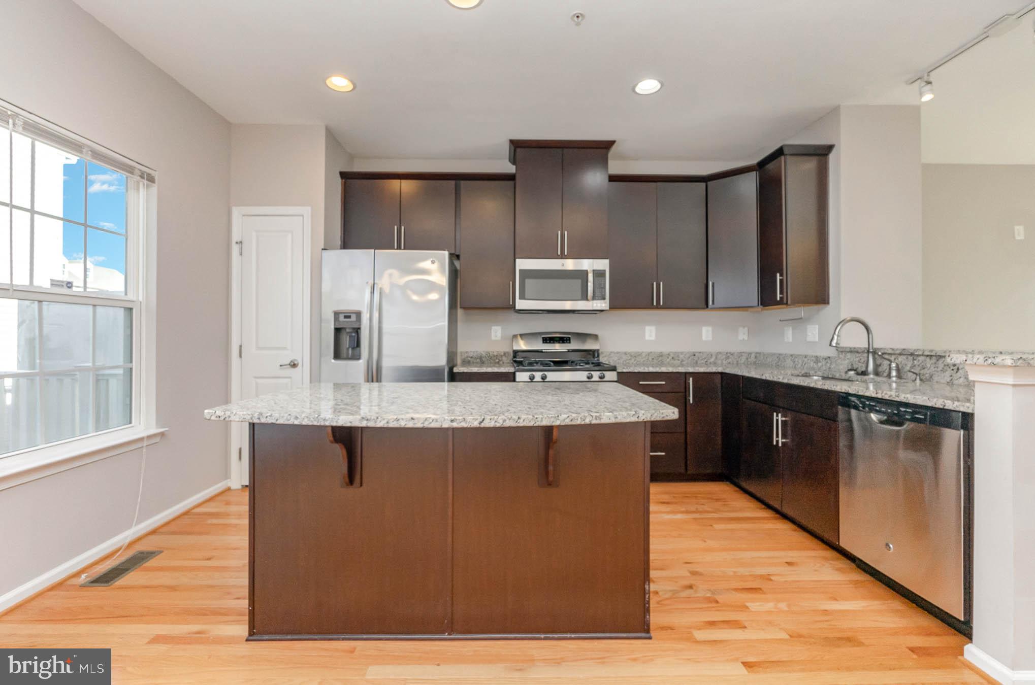 HOWARD SQUARE - Residential Lease
