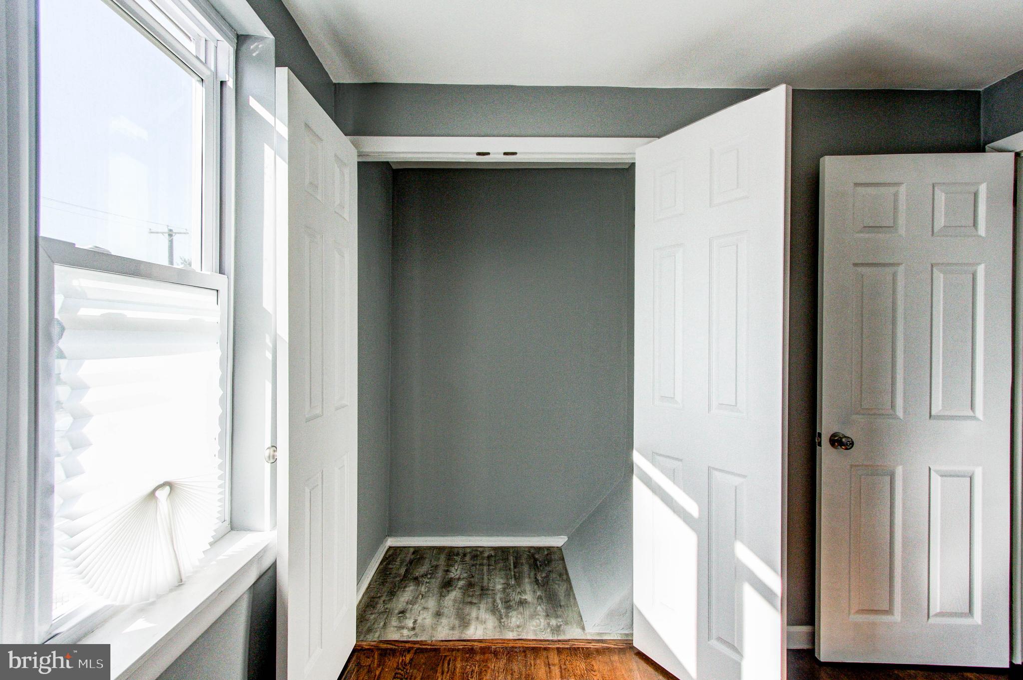 PORT RICHMOND - Residential