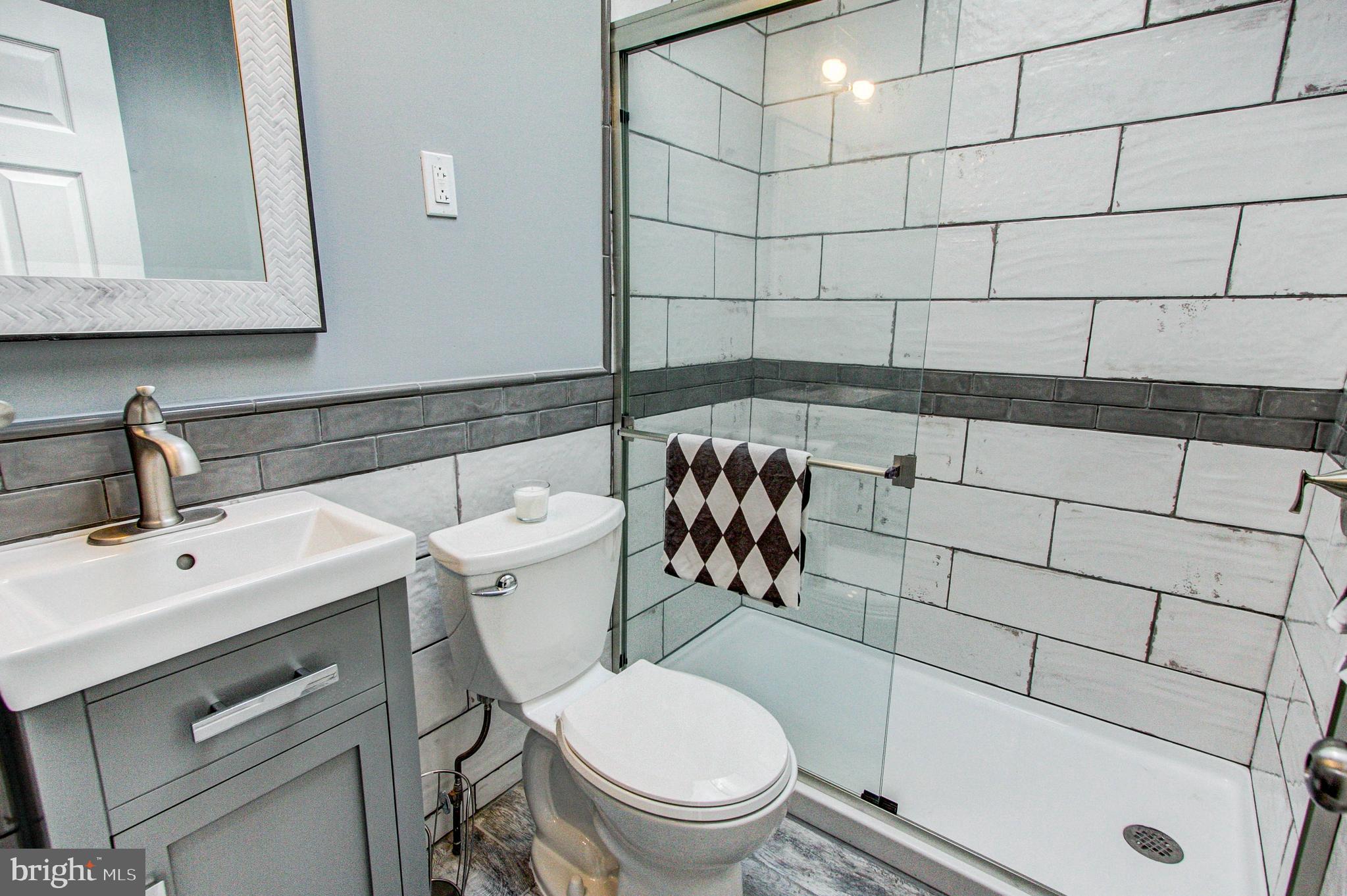 PORT RICHMOND - Residential