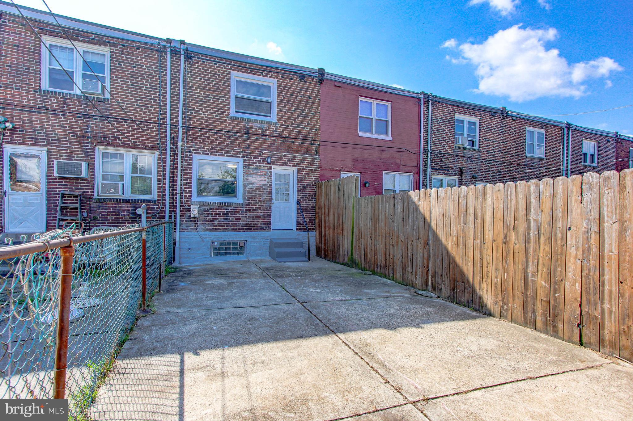 PORT RICHMOND - Residential
