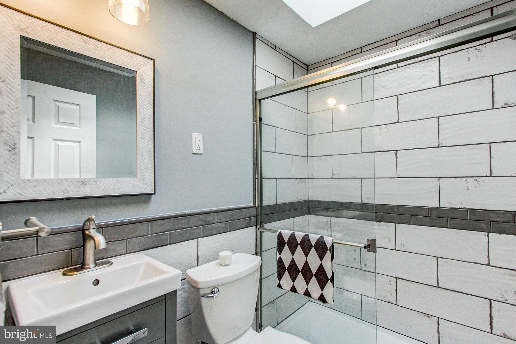 PORT RICHMOND - Residential