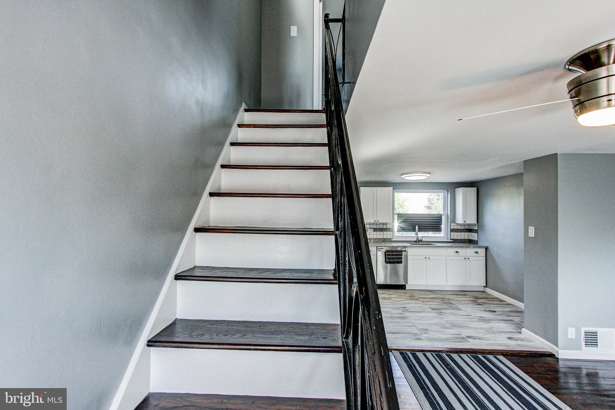 PORT RICHMOND - Residential