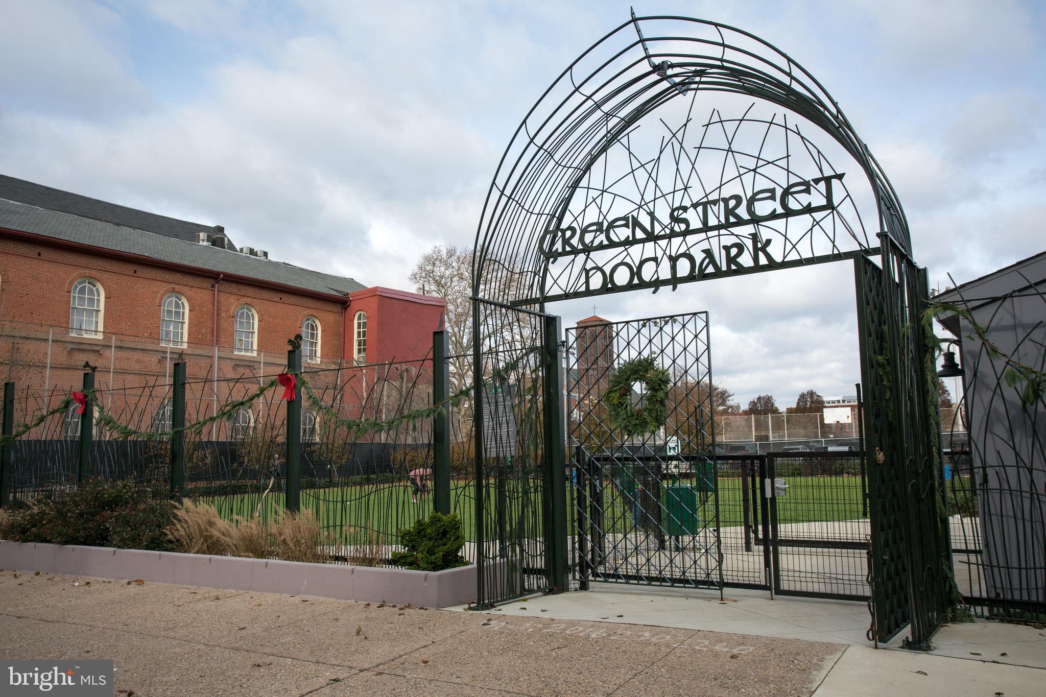 FAIRMOUNT - Residential
