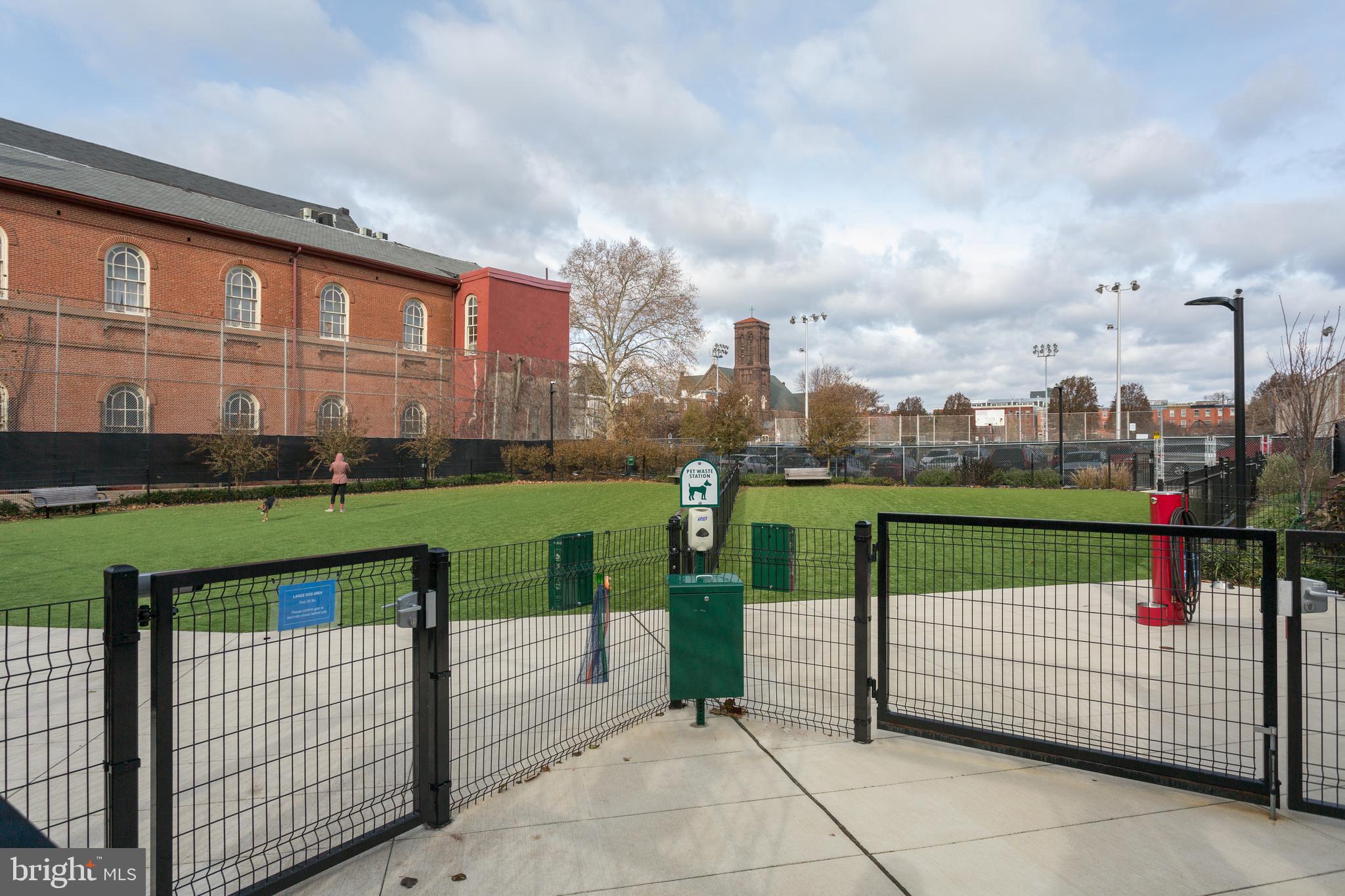 FAIRMOUNT - Residential