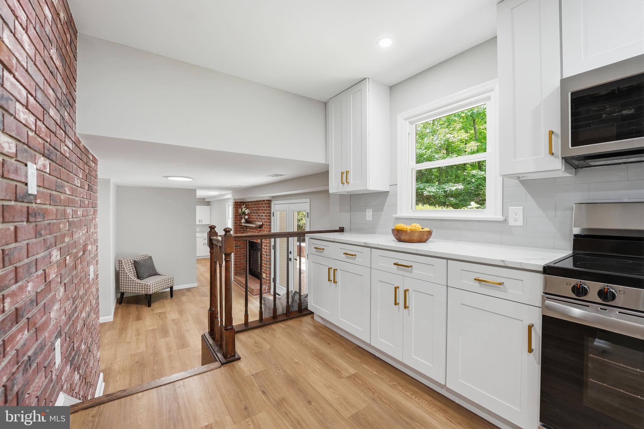 NYLAND ESTATES - Residential